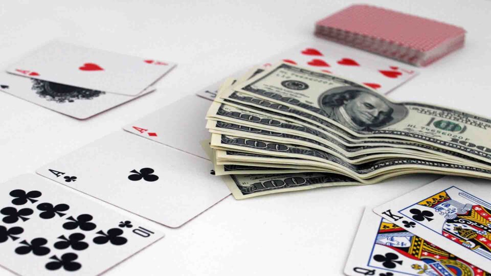 Online Poker Gambling